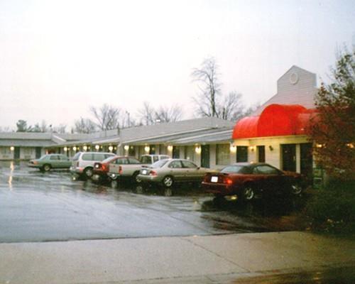 Red Carpet Inn Greensboro Bagian luar foto